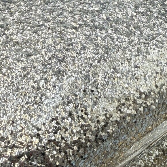 🆕 LULU GUINNESS 🧿 NWOT Silver Glitter Iconic Lips Perspex Clutch on a Chain - Picture 12 of 16